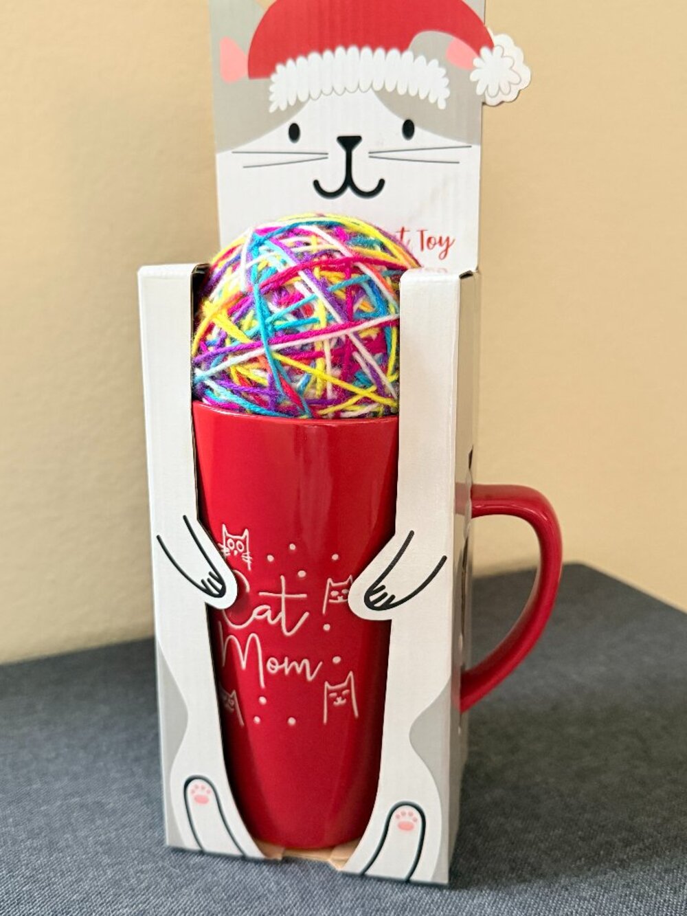 Cat Mom Mug Gift Set w/Yarn
